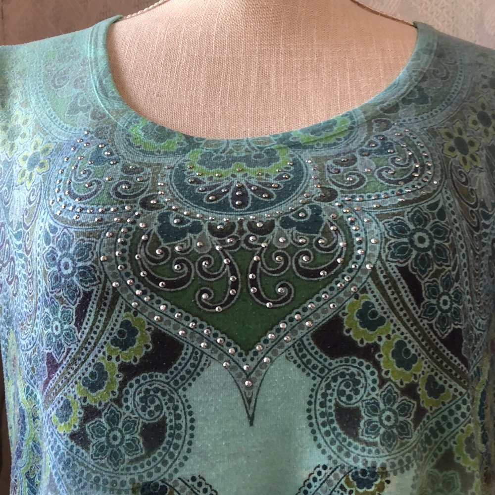 World Unity cap sleeves top - Picture 2 of 7